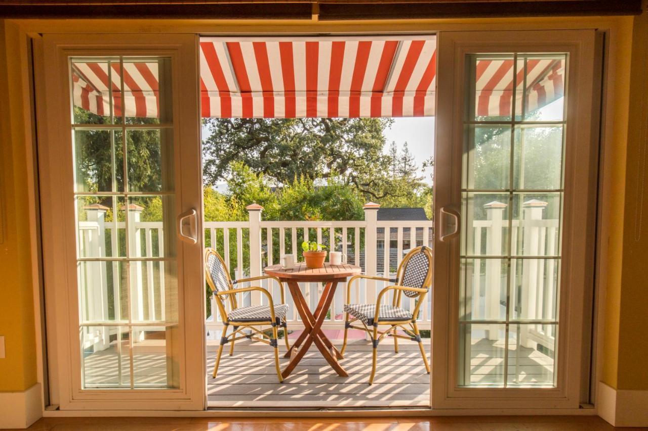 Inn St Helena Сент-Хелина Экстерьер фото